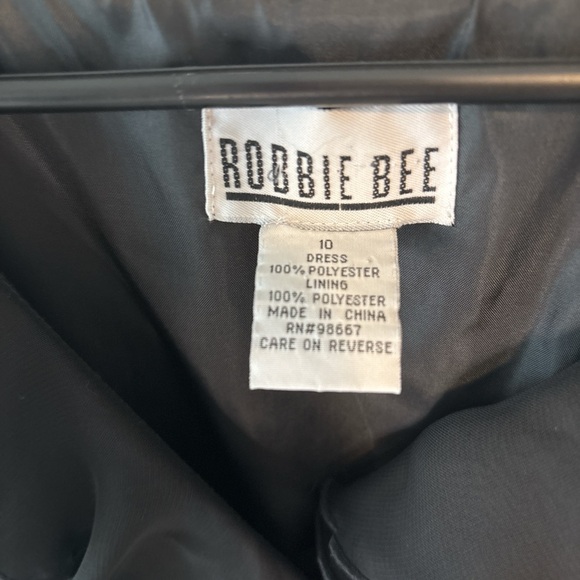 Robbie Bee Black Ruffled Collar Dress - Picture 3 of 6